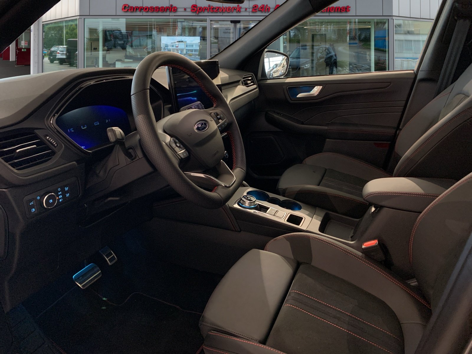 FORD Kuga 2.5 Plug-in Hybrid ST-Line X, Plug-in-Hybrid Petrol/Electric, Second hand / Used, Automatic - 7