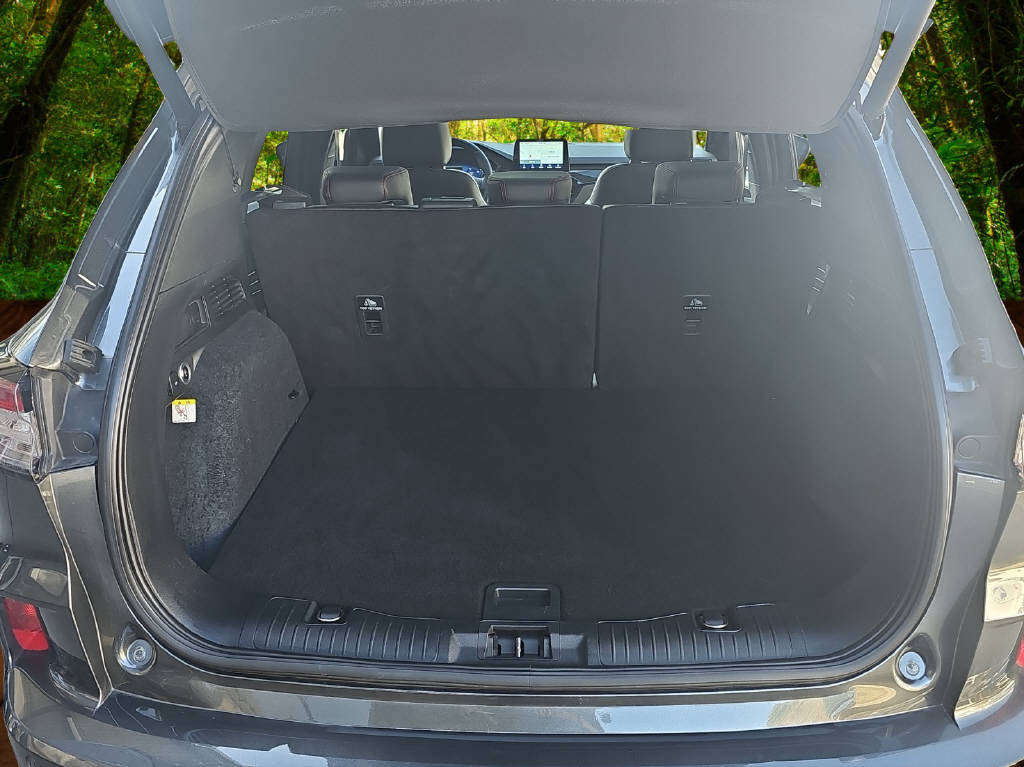 FORD Kuga 2.5 Hybrid ST-Line X 4x4, Voll-Hybrid Benzin/Elektro, Occasion / Gebraucht, Automatik - 5