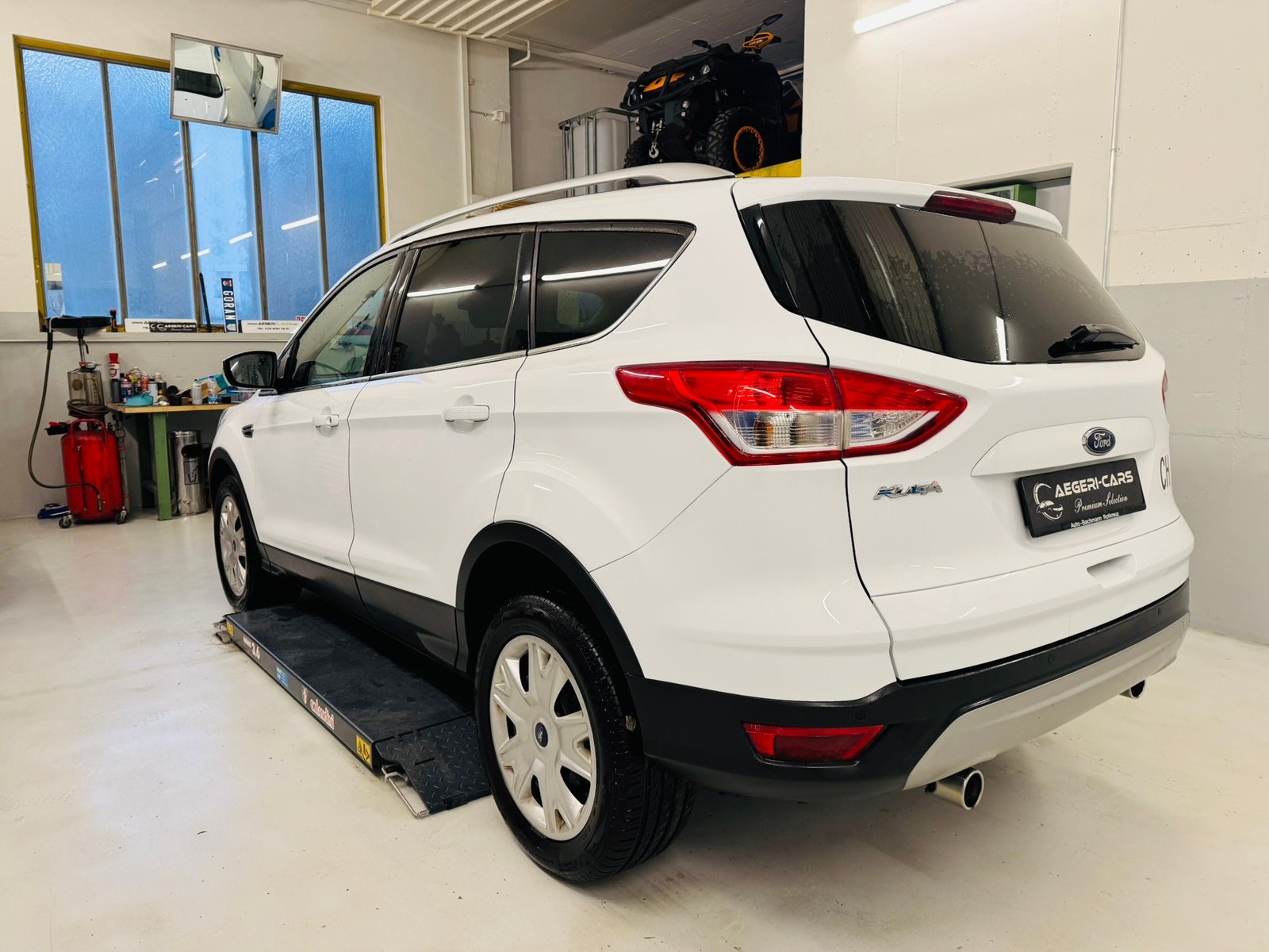 FORD Kuga 2.0 TDCi Titanium 4WD, Diesel, Occasion / Gebraucht, Handschaltung - 6