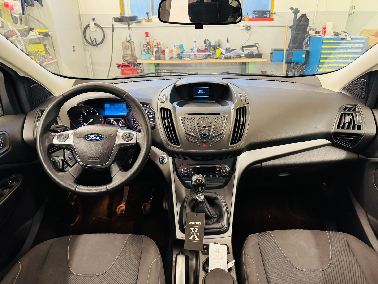 FORD Kuga 2.0 TDCi Titanium 4WD, Diesel, Occasion / Gebraucht, Handschaltung - 7
