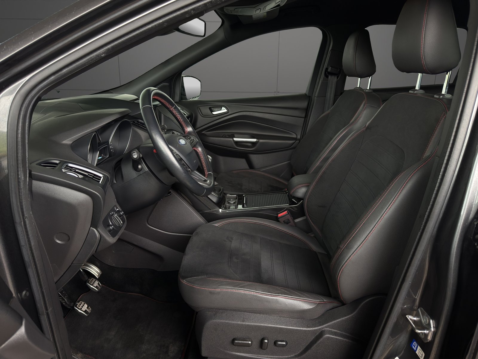 FORD Kuga 2.0 TDCi ST Line High 4WD, Diesel, Occasioni / Usate, Manuale - 5