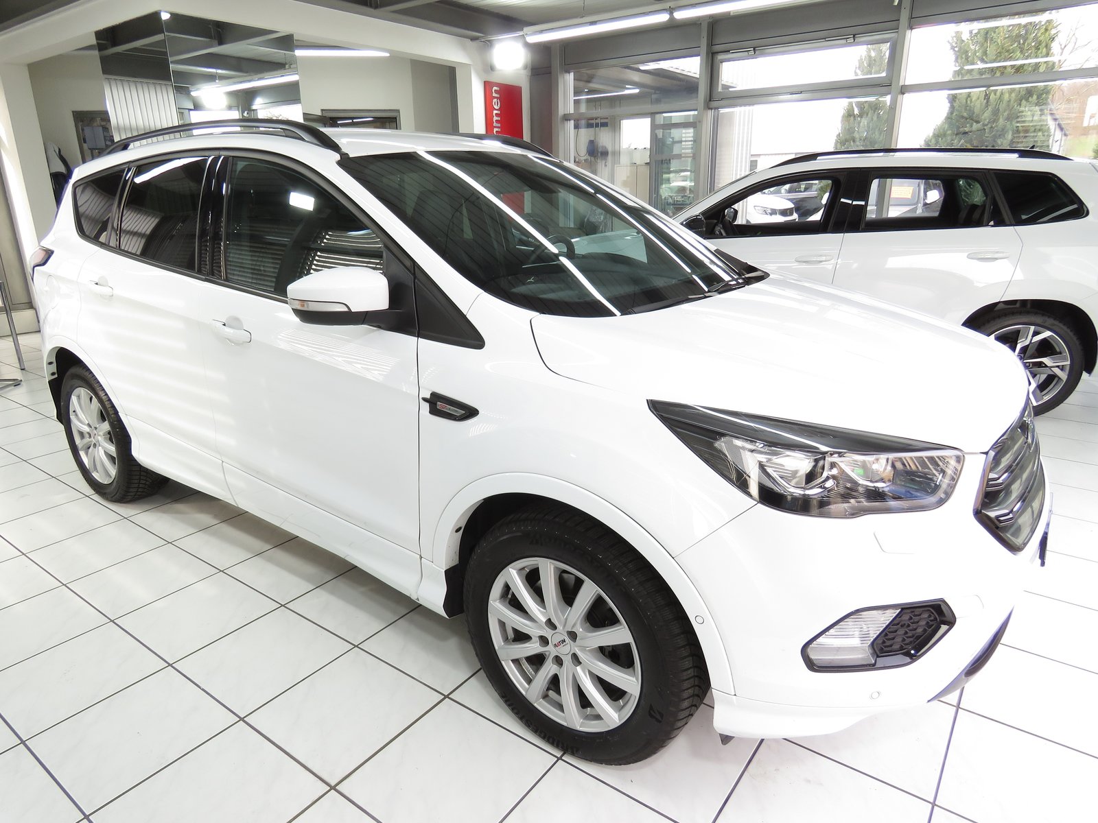 FORD Kuga 2.0 TDCi ST Line High 4WD PowerShift, Diesel, Occasion / Utilisé, Automatique - 3