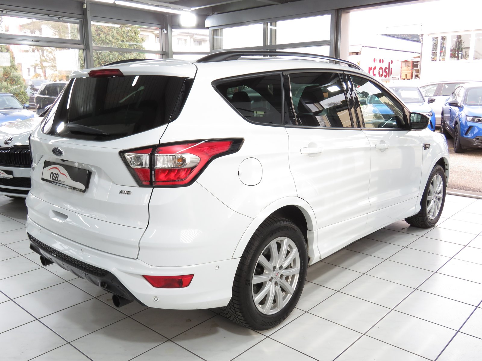 FORD Kuga 2.0 TDCi ST Line High 4WD PowerShift, Diesel, Occasion / Utilisé, Automatique - 4