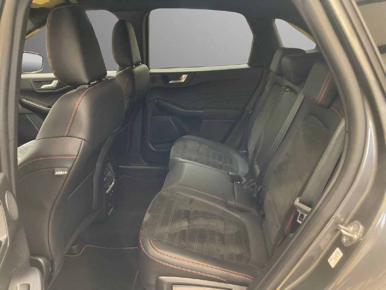 FORD Kuga 2.5 PHEV 190 PS ST-Line X, Plug-in-Hybrid Petrol/Electric, Second hand / Used, Automatic - 6