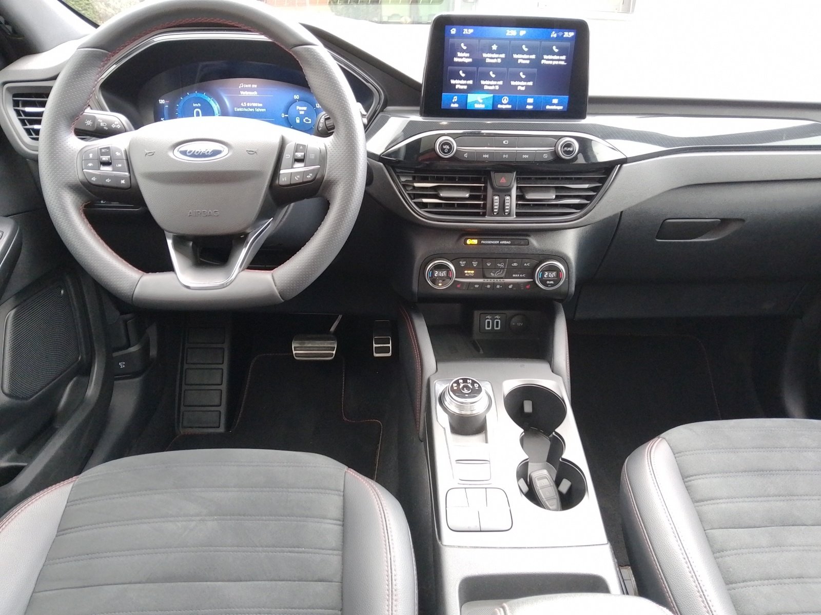 FORD Kuga 2.5 Plug-in Hybrid ST-Line X 225 PS, Plug-in-Hybrid Benzina/Elettrica, Occasioni / Usate, Automatico - 4