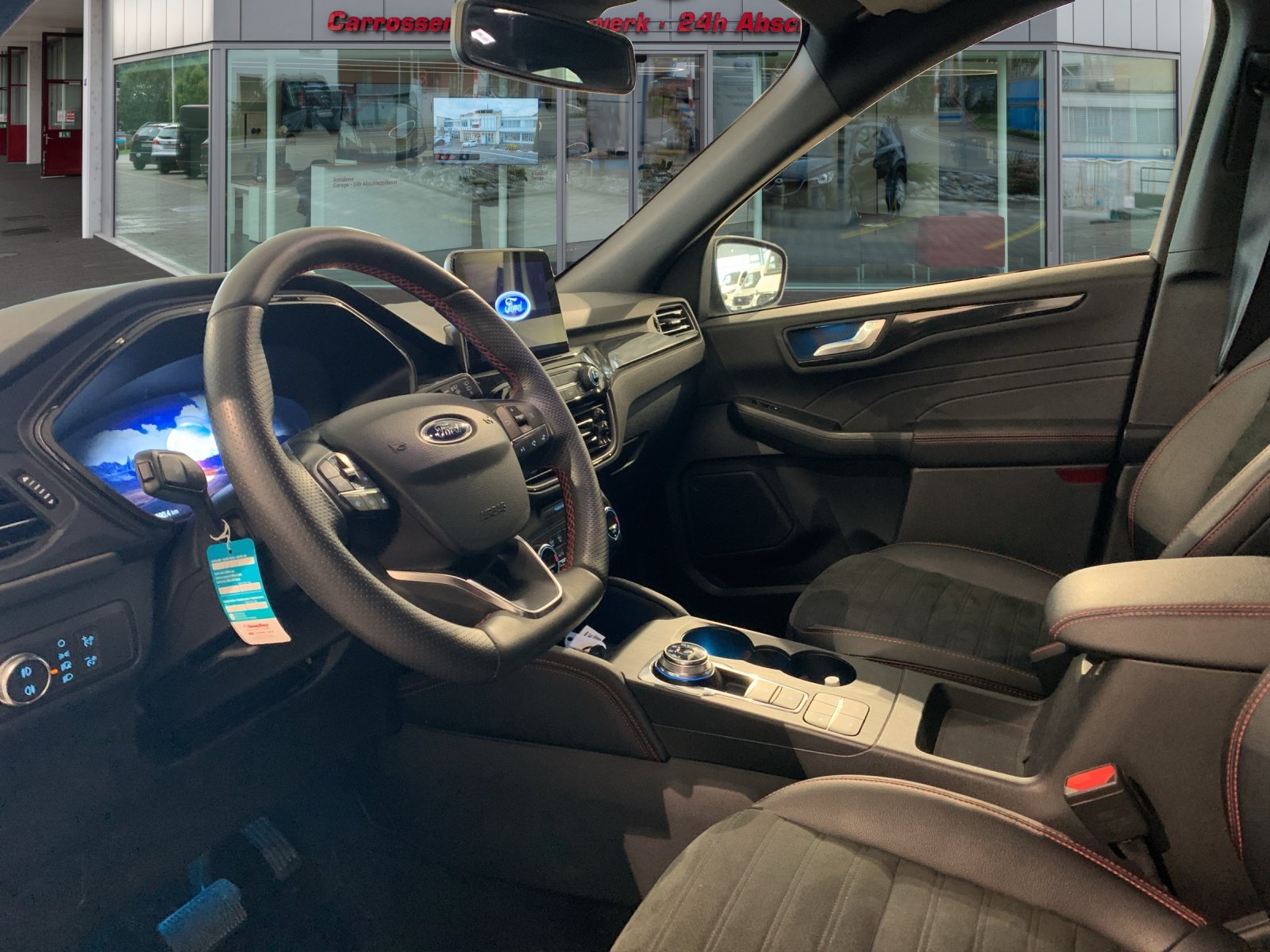 FORD Kuga 2.5 Plug-in Hybrid ST-Line X, Plug-in-Hybrid Benzin/Elektro, Occasion / Gebraucht, Automatik - 7