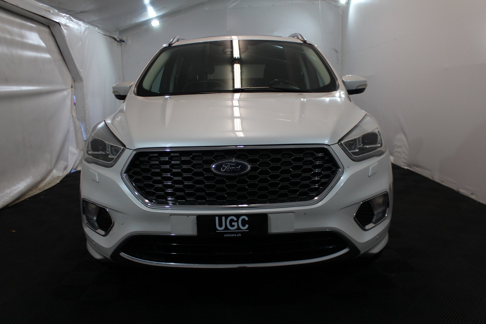 FORD Kuga 2.0 TDCi 180 Vignale FPS, Diesel, Occasioni / Usate, Automatico - 2