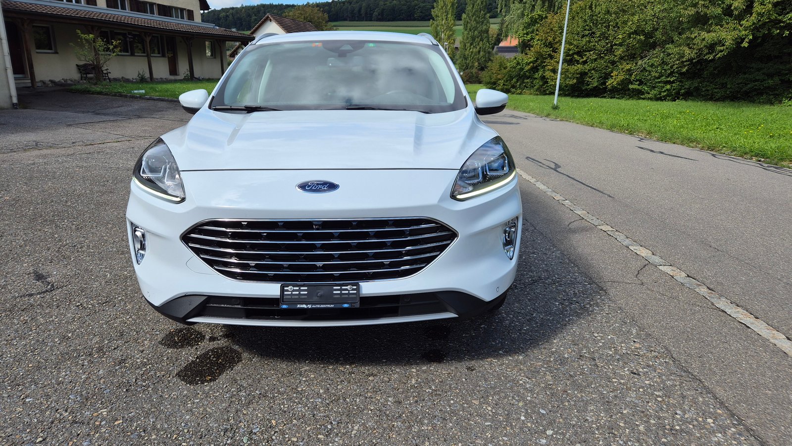 FORD Kuga 2.5 PHEV Titanium 2WD, Hybride Rechargeable Essence/Électricité, Occasion / Utilisé, Automatique - 2