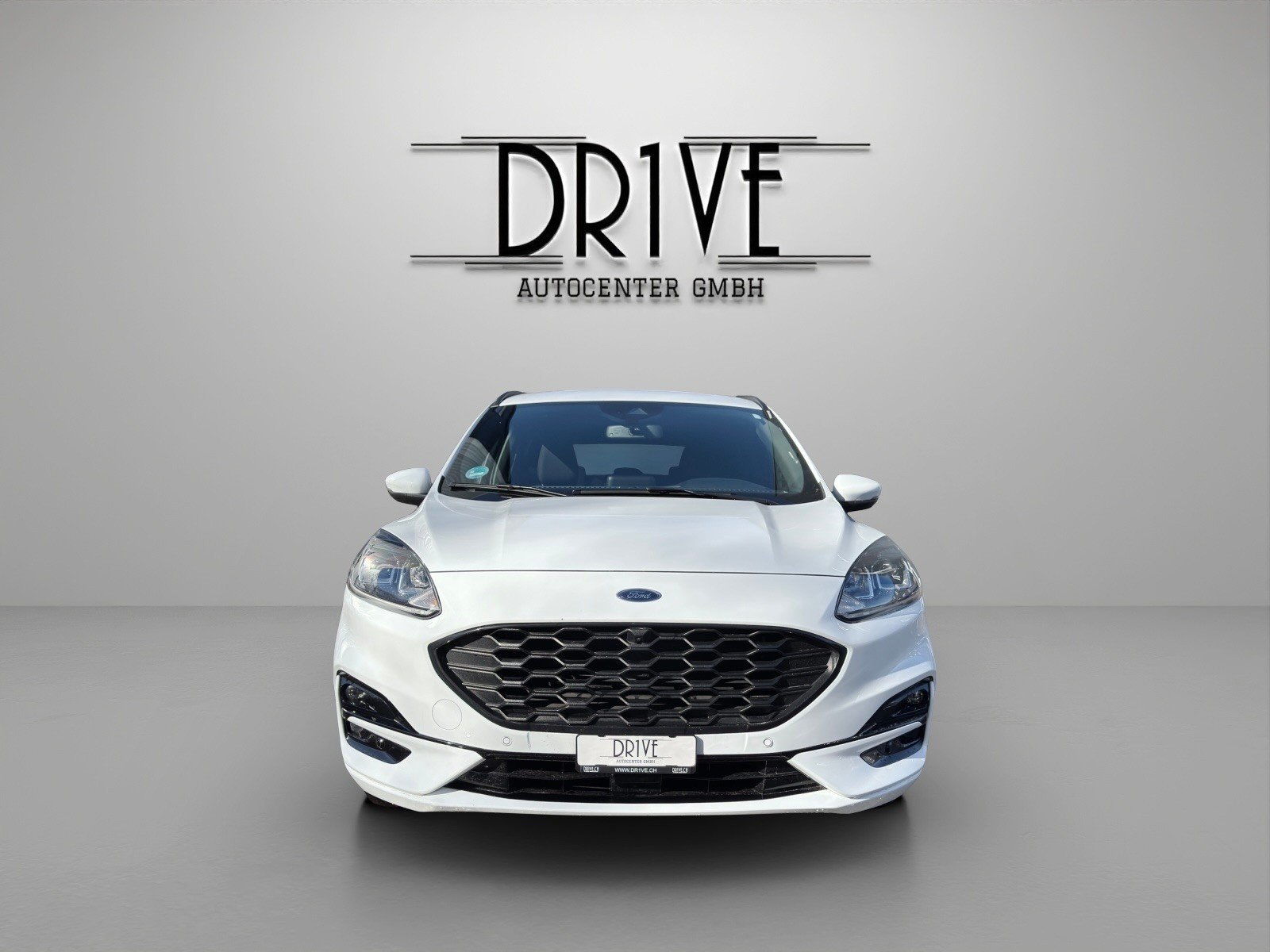 FORD Kuga 2.5 PHEV ST-Line 2WD, Plug-in-Hybrid Benzin/Elektro, Occasion / Gebraucht, Automatik - 2