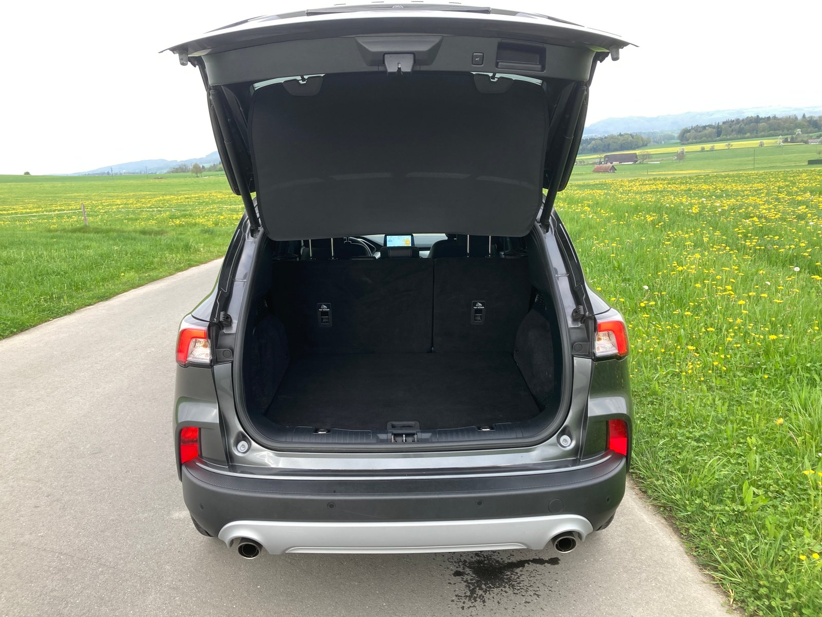 FORD Kuga 2.5 FHEV Titanium X 4WD, Full-Hybrid Petrol/Electric, Second hand / Used, Automatic - 6