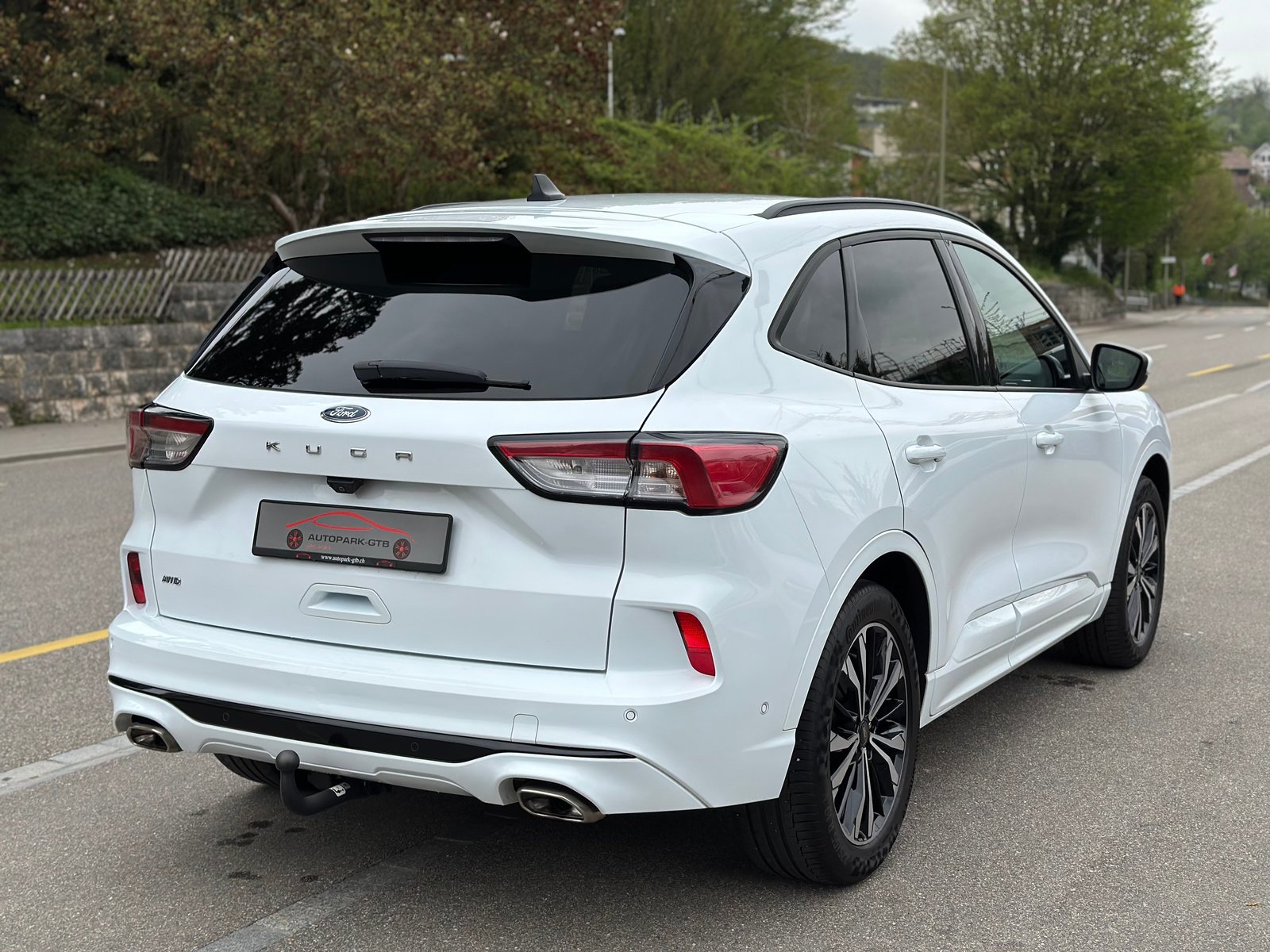 FORD Kuga 2.0 TDCi EcoBlue ST-Line X 4WD, Diesel, Occasion / Gebraucht, Automatik - 7