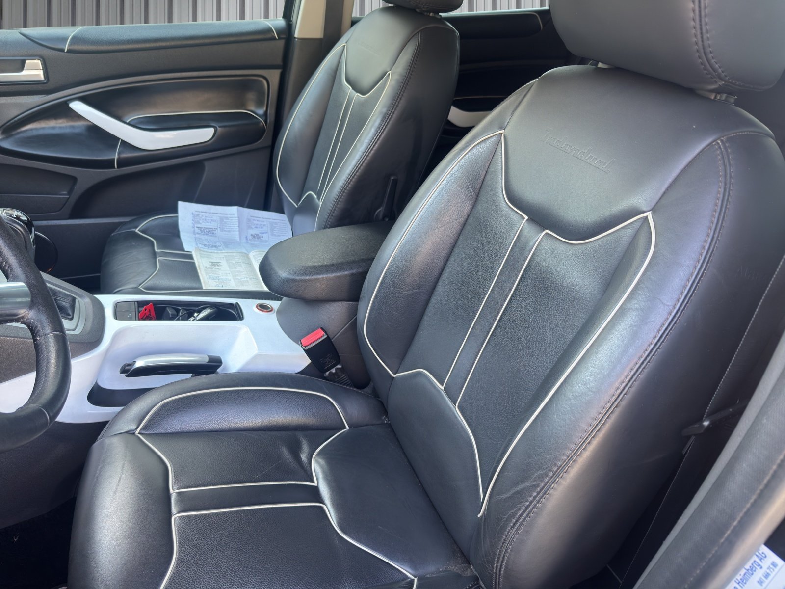FORD Kuga 2.0 TDCi Titanium 4WD, Diesel, Occasion / Gebraucht, Automatik - 7