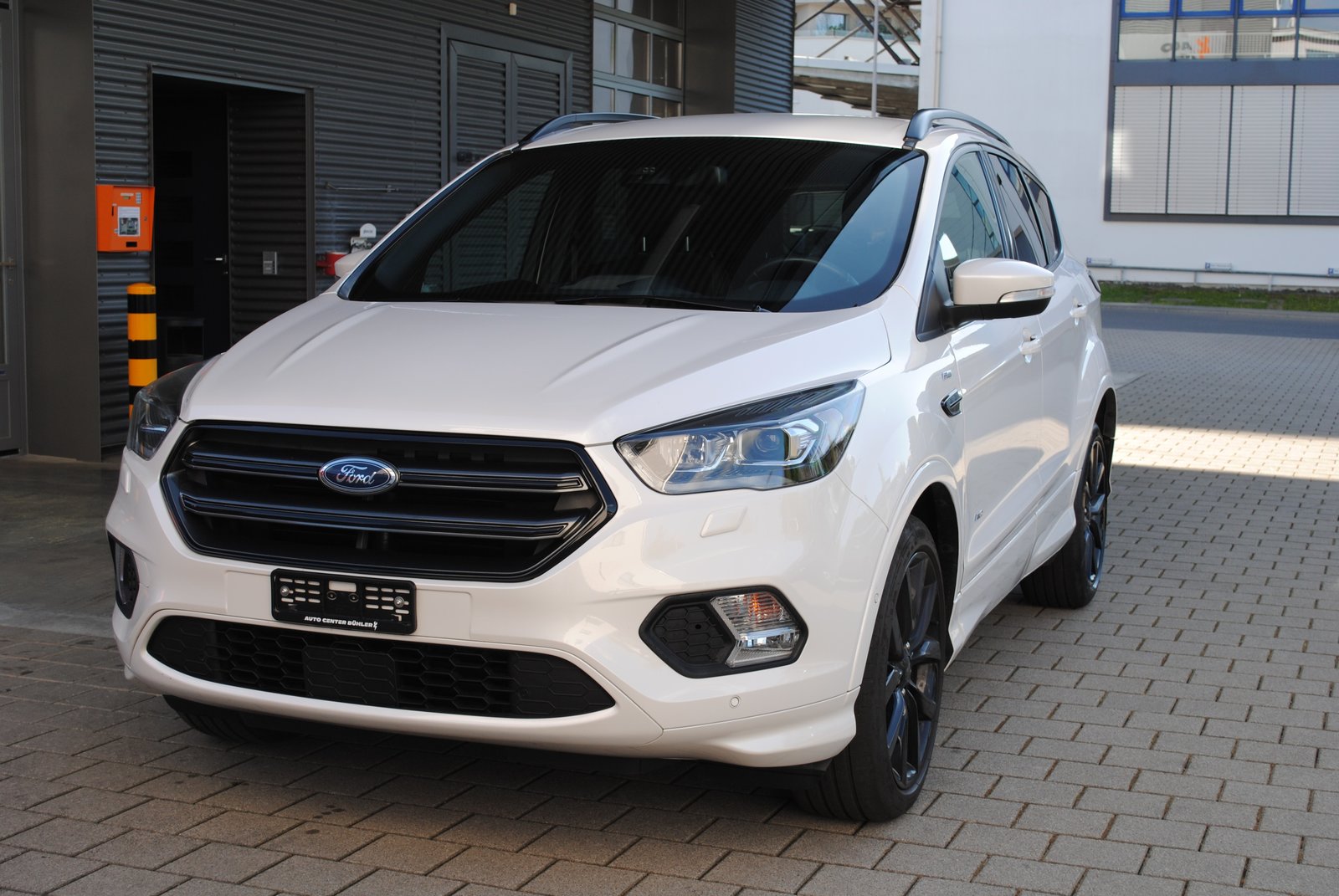 FORD Kuga 2.0 TDCi ST Line 4WD PowerShift, Diesel, Occasion / Utilisé, Automatique - 2