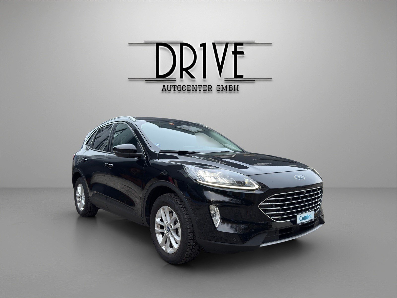 FORD Kuga 2.5 FHEV Titanium 4WD, Full-Hybrid Petrol/Electric, Second hand / Used, Automatic - 3