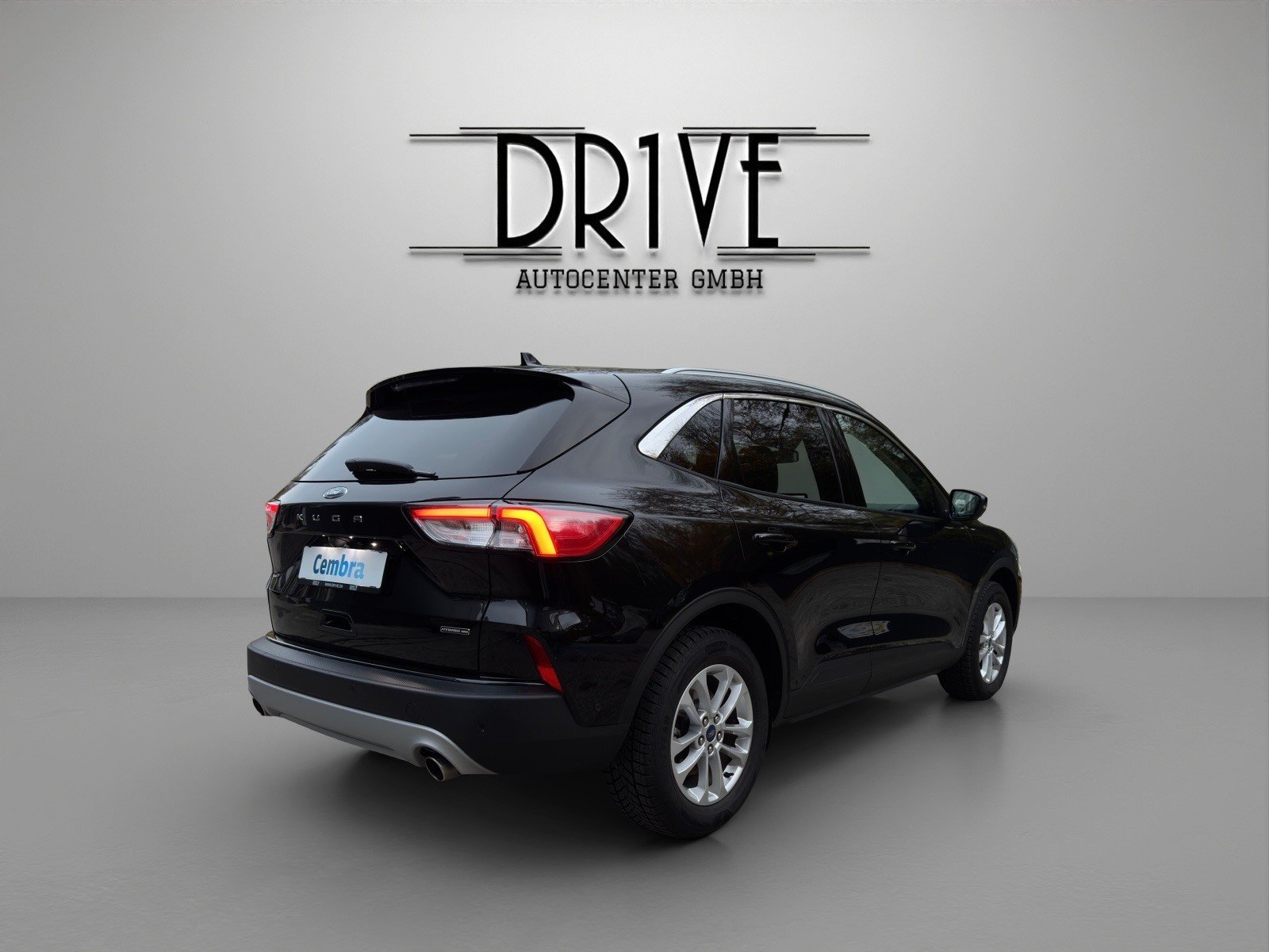 FORD Kuga 2.5 FHEV Titanium 4WD, Full-Hybrid Petrol/Electric, Second hand / Used, Automatic - 5