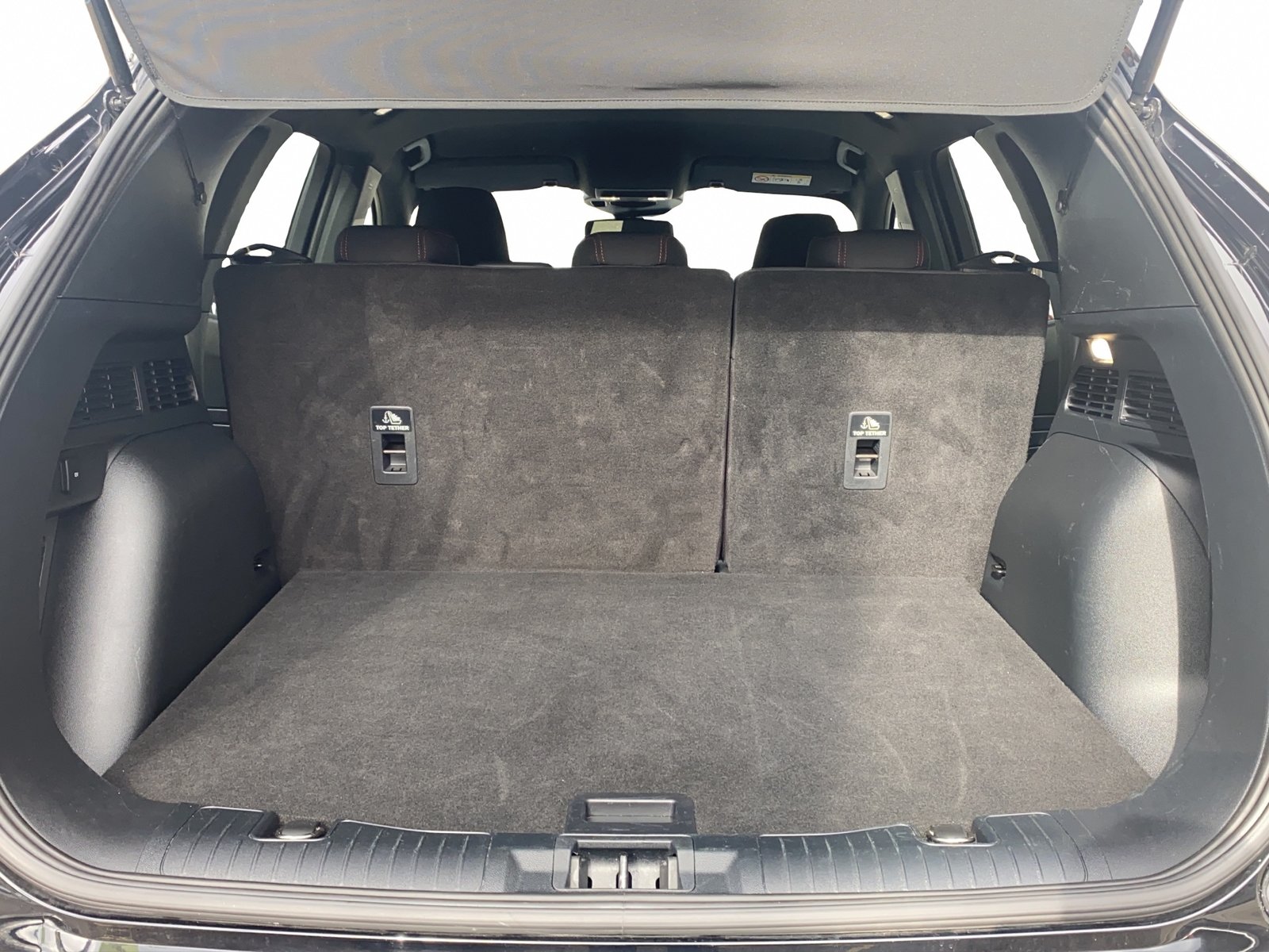 FORD Kuga 2.5 PHEV ST-Line 2WD, Plug-in-Hybrid Benzin/Elektro, Occasion / Gebraucht, Automatik - 7
