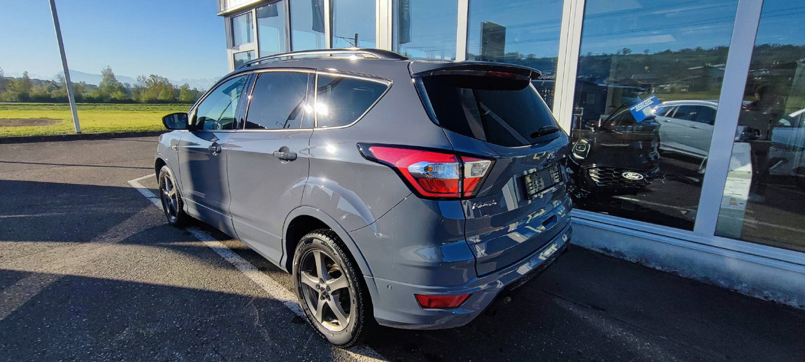 FORD Kuga 2.0 TDCi 180 ST-Line 4x4, Diesel, Occasion / Gebraucht, Automatik - 4