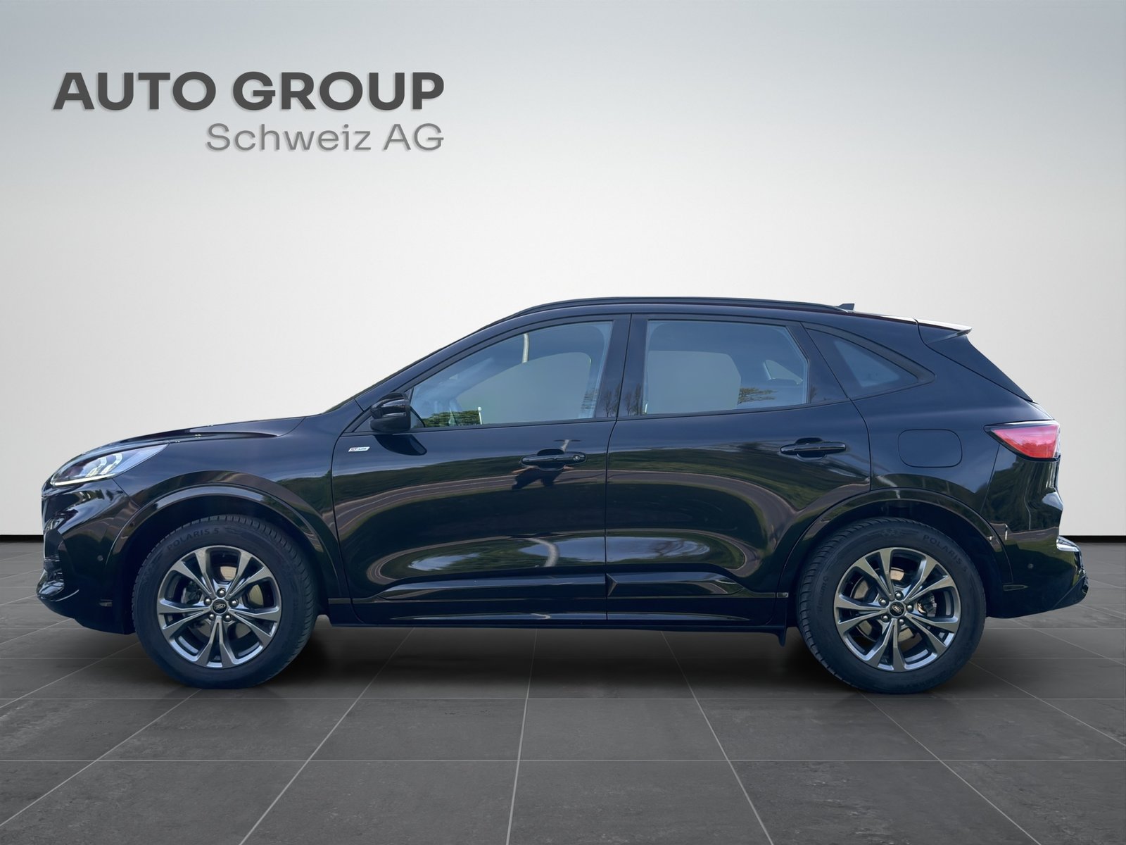 FORD Kuga 2.5 FHEV ST-Line 4WD, Voll-Hybrid Benzin/Elektro, Occasion / Gebraucht, Automatik - 2