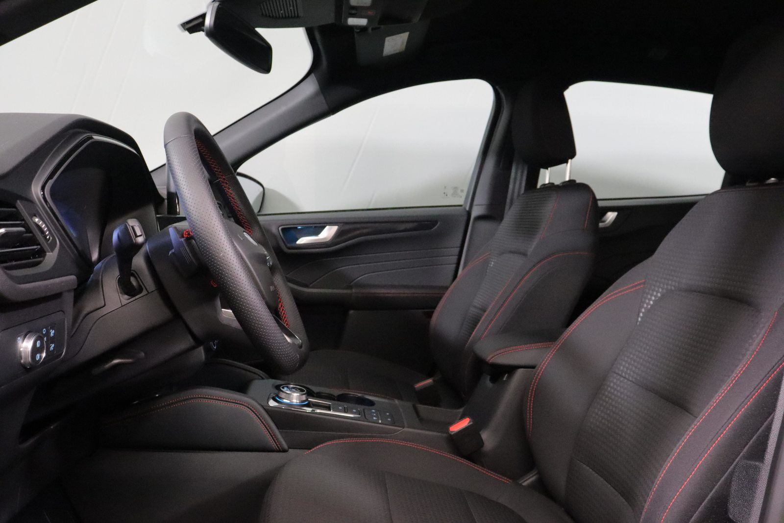 FORD Kuga 2.0 EcoBlue ST-Line, Diesel, Occasion / Utilisé, Automatique - 3