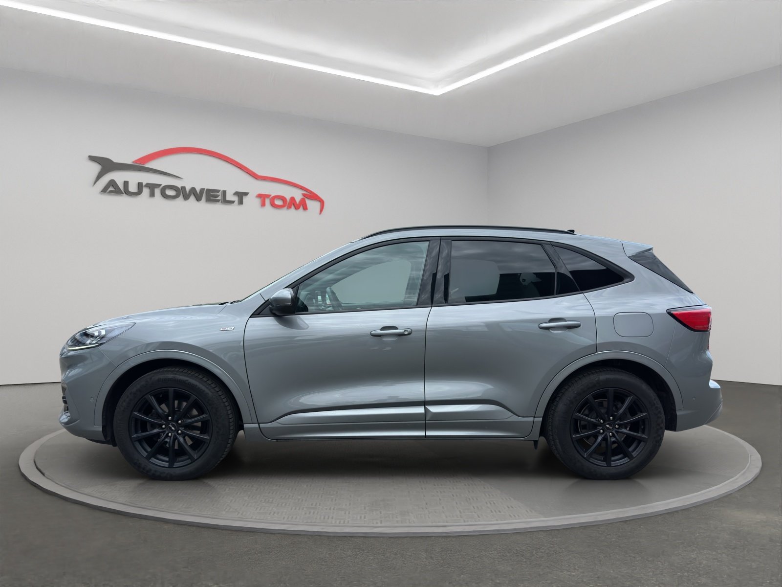 FORD Kuga 2.0 TDCi EcoBlue ST-Line 4WD Automat, Diesel, Second hand / Used, Automatic - 2
