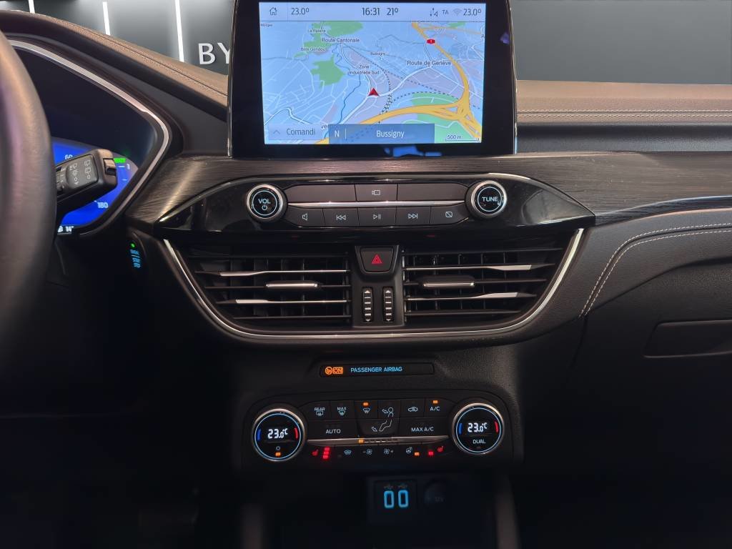 FORD Kuga 2.5 PHEV Vignale 2WD, Plug-in-Hybrid Benzin/Elektro, Occasion / Gebraucht, Automatik - 7