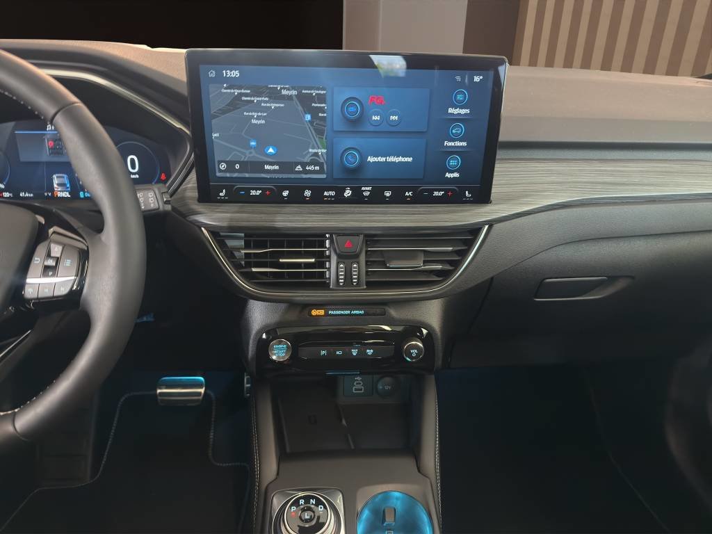 FORD Kuga 2.5 PHEV Active X FWD, Mild-Hybrid Benzin/Elektro, Occasion / Gebraucht, Automatik - 7