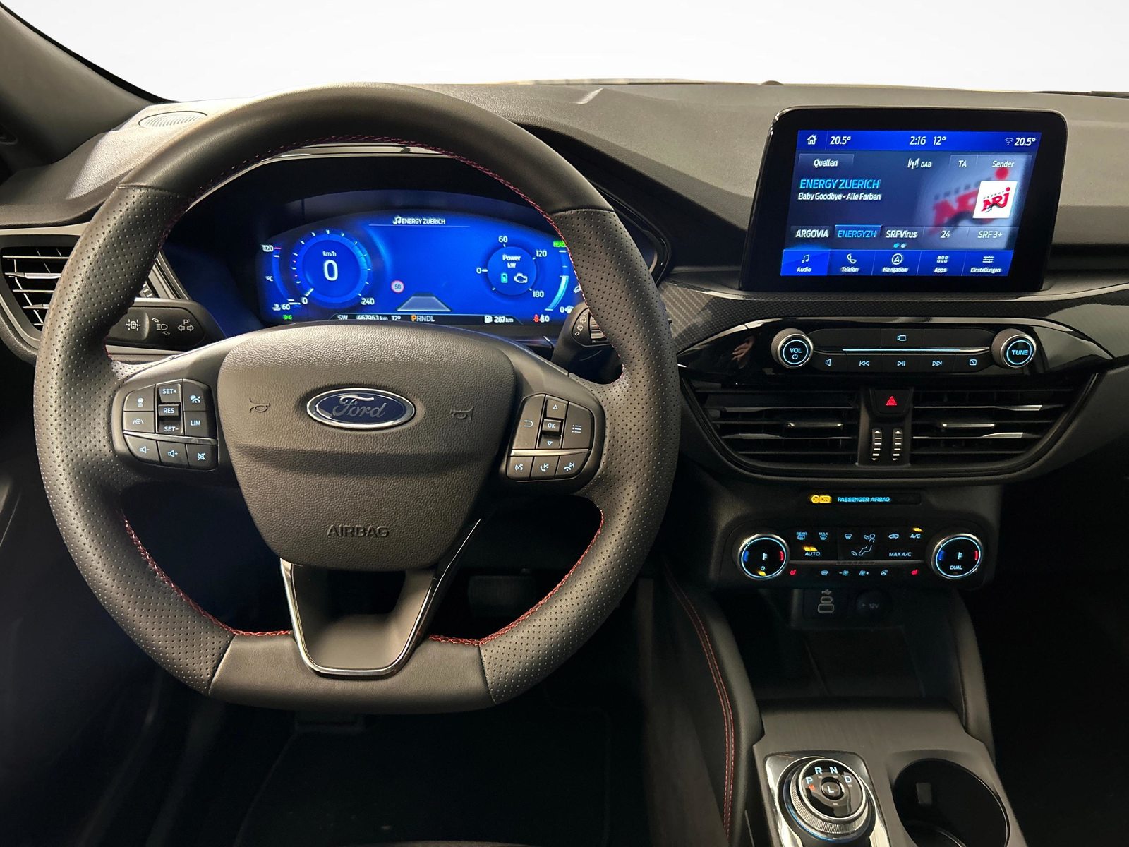 FORD Kuga 2.5 Hybrid ST-Line 4x4, Full-Hybrid Petrol/Electric, Second hand / Used, Automatic - 6