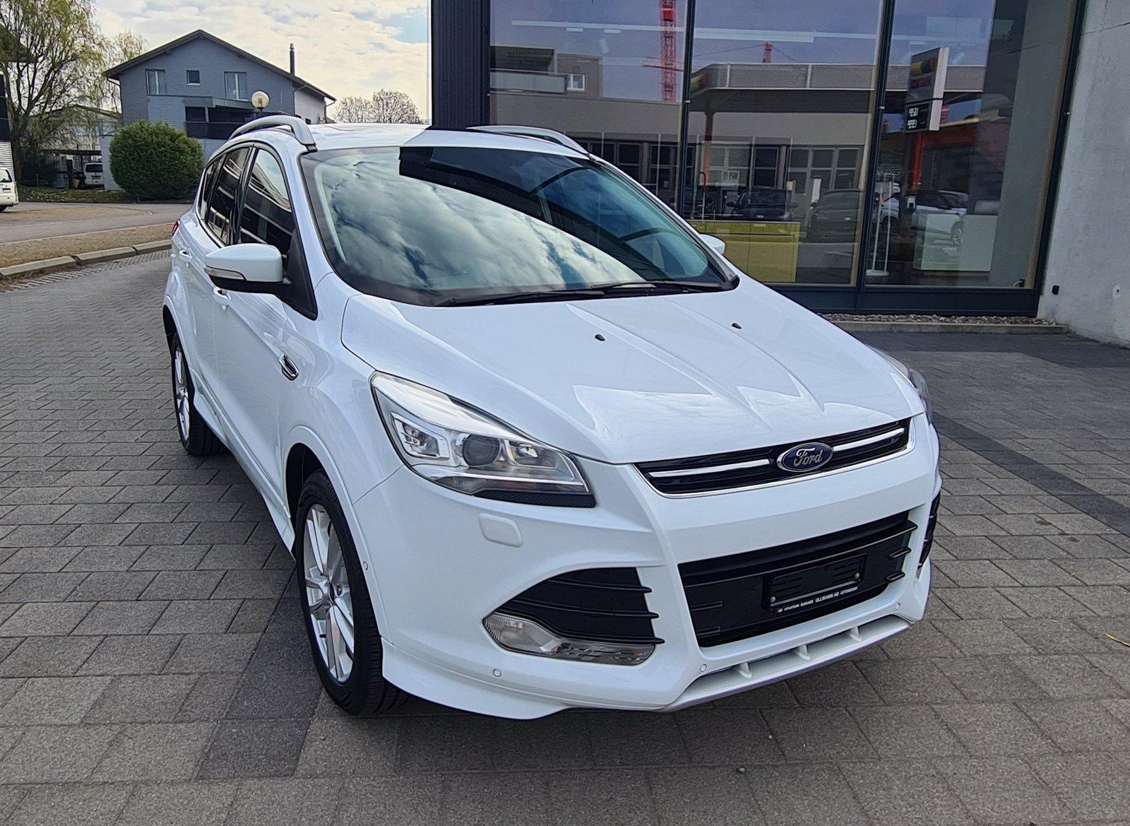 FORD Kuga 2.0 TDCi Titanium 4WD PowerShift, Diesel, Occasion / Gebraucht, Automatik - 2