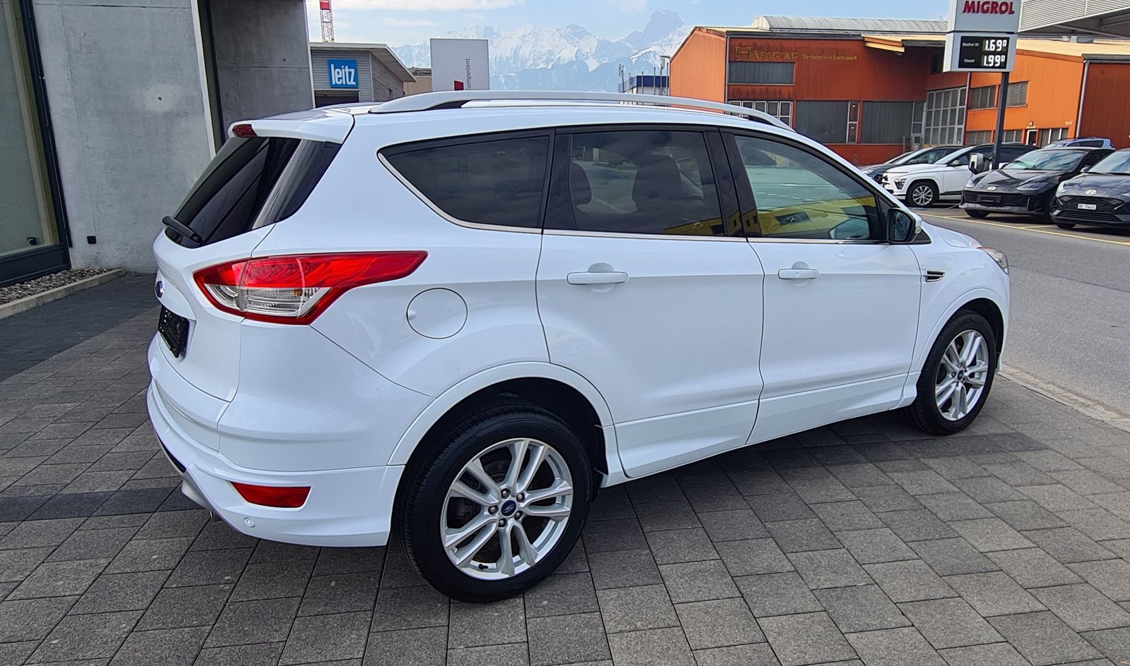 FORD Kuga 2.0 TDCi Titanium 4WD PowerShift, Diesel, Occasion / Gebraucht, Automatik - 4