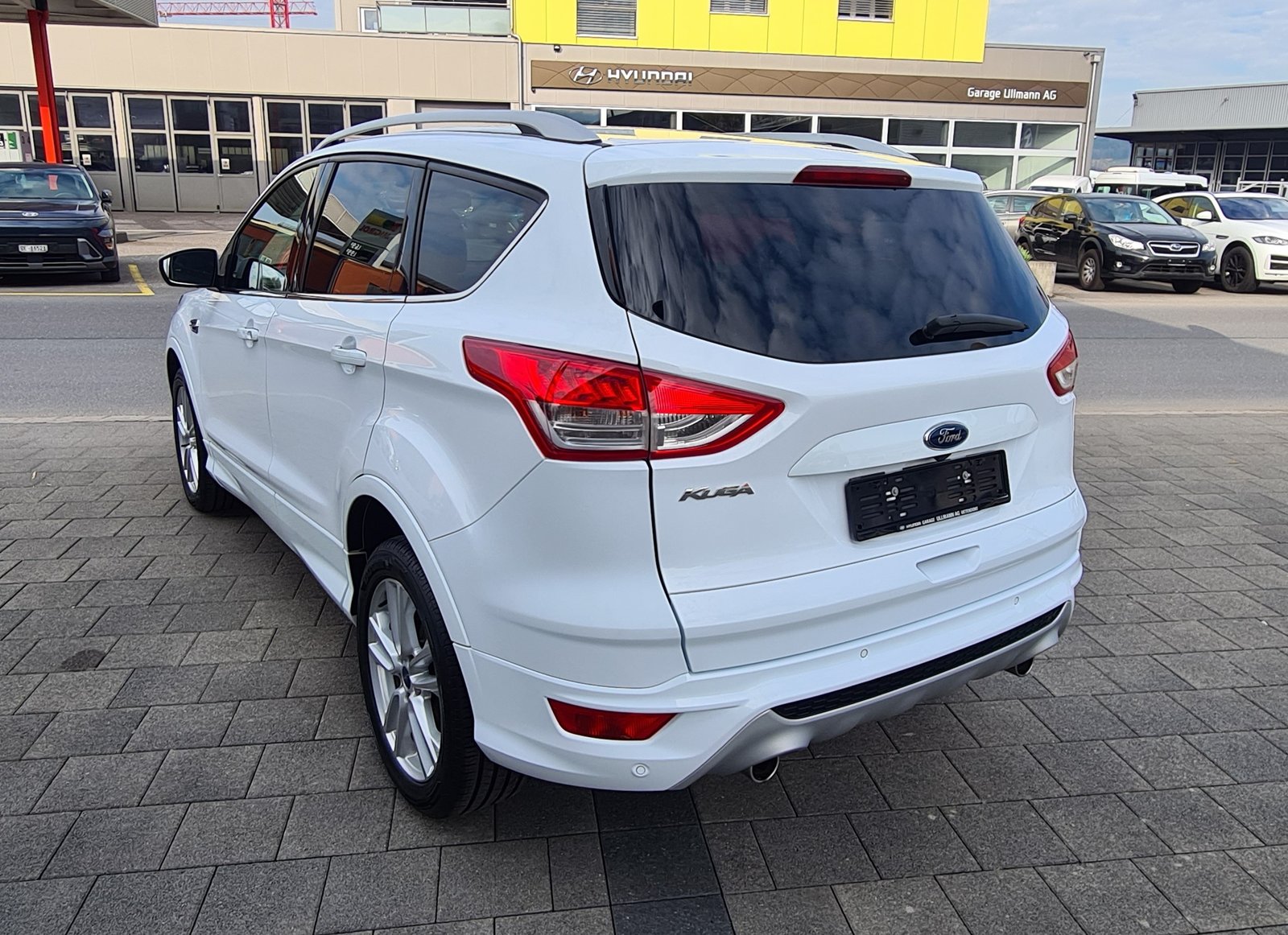 FORD Kuga 2.0 TDCi Titanium 4WD PowerShift, Diesel, Occasion / Gebraucht, Automatik - 6