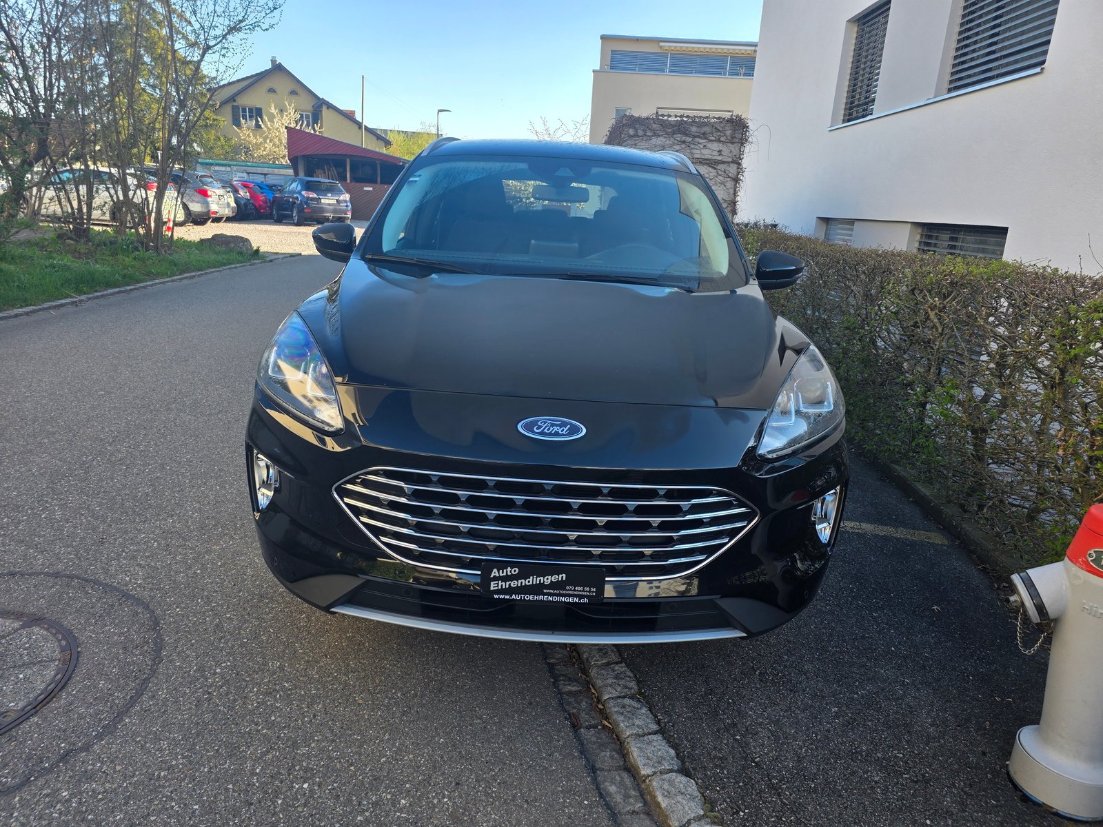 FORD Kuga 2.5 PHEV Titanium 2WD, Plug-in-Hybrid Petrol/Electric, Second hand / Used, Automatic - 2