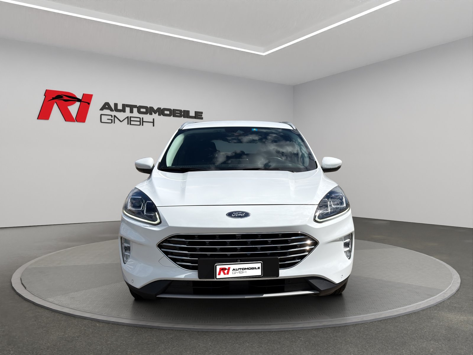 FORD Kuga 2.0 TDCi EcoBlue Titanium 4WD, Diesel, Occasioni / Usate, Automatico - 2