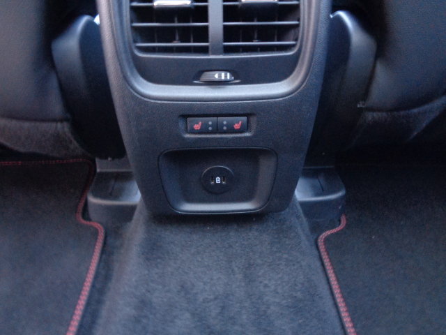 FORD Kuga 2.5 Hybrid ST-Line X 4x4, Voll-Hybrid Benzin/Elektro, Occasion / Gebraucht, Automatik - 7