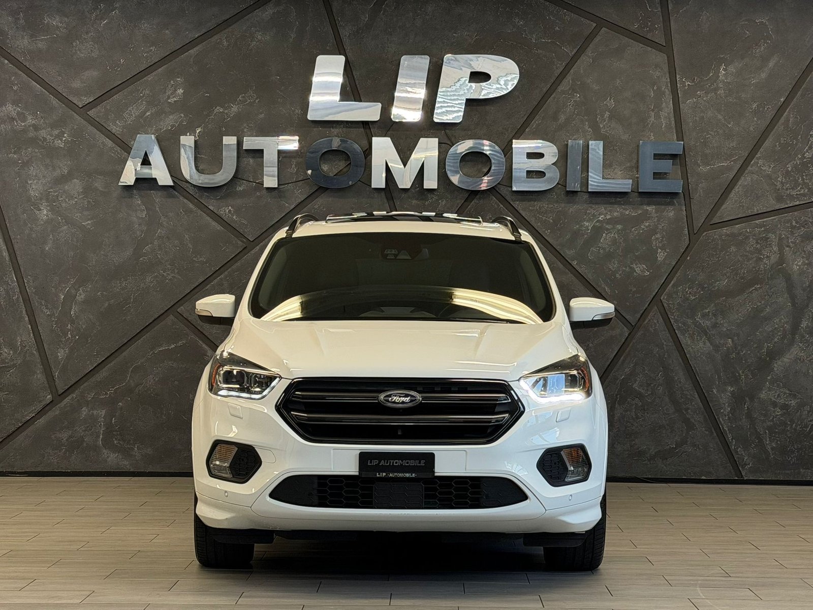 FORD Kuga 2.0 TDCi Carving 4WD PowerShift, Diesel, Occasioni / Usate, Automatico - 2