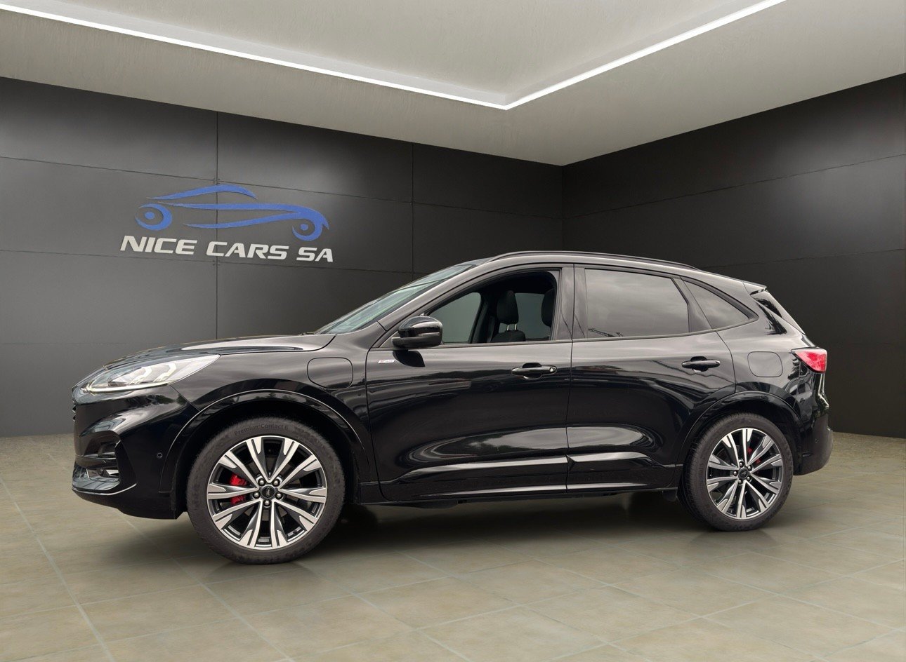 FORD Kuga 2.5 PHEV ST-Line X 2WD, Plug-in-Hybrid Benzin/Elektro, Occasion / Gebraucht, Automatik - 2