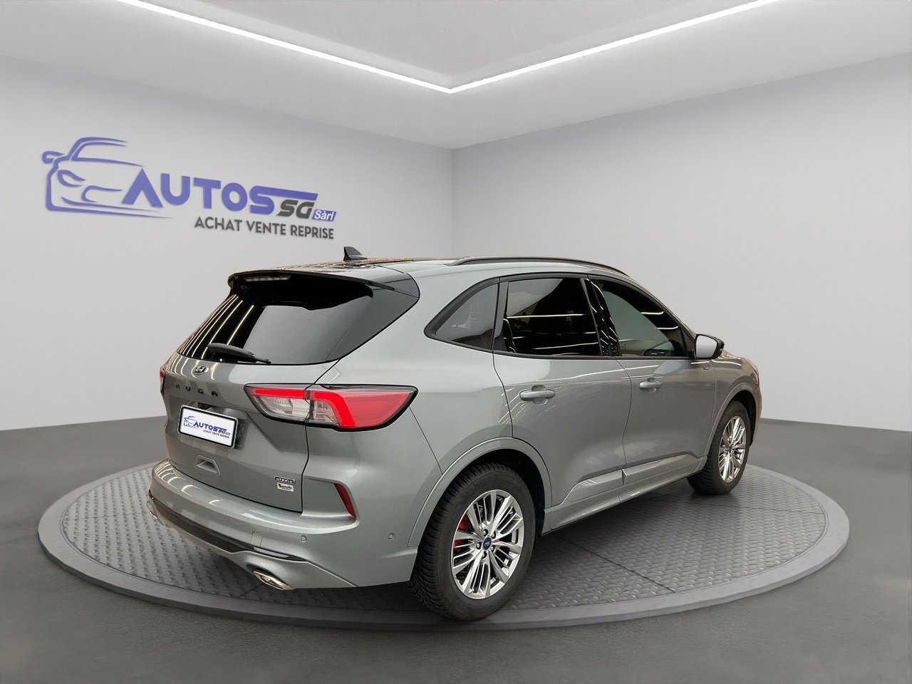 FORD Kuga 2.5 PHEV ST-Line X 2WD, Plug-in-Hybrid Benzin/Elektro, Occasion / Gebraucht, Automatik - 3