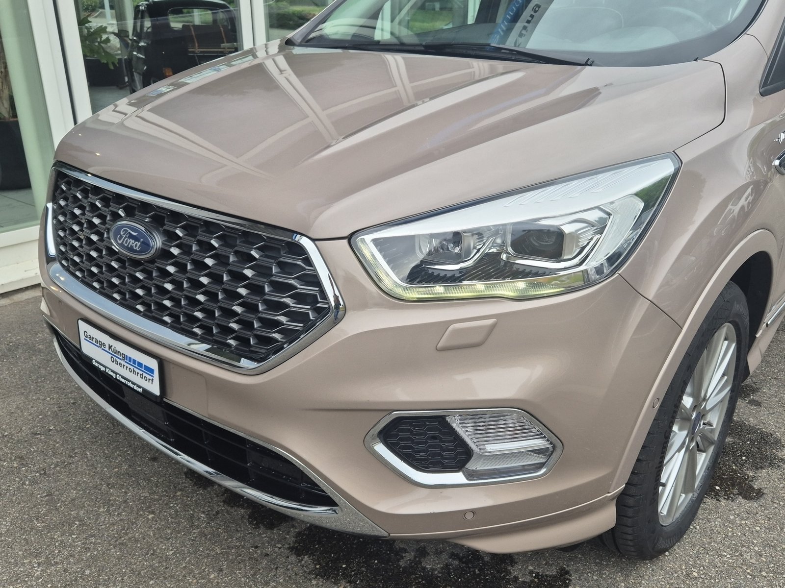 FORD Kuga 2.0 TDCi Vignale 4WD PowerShift, Diesel, Occasion / Utilisé, Automatique - 2