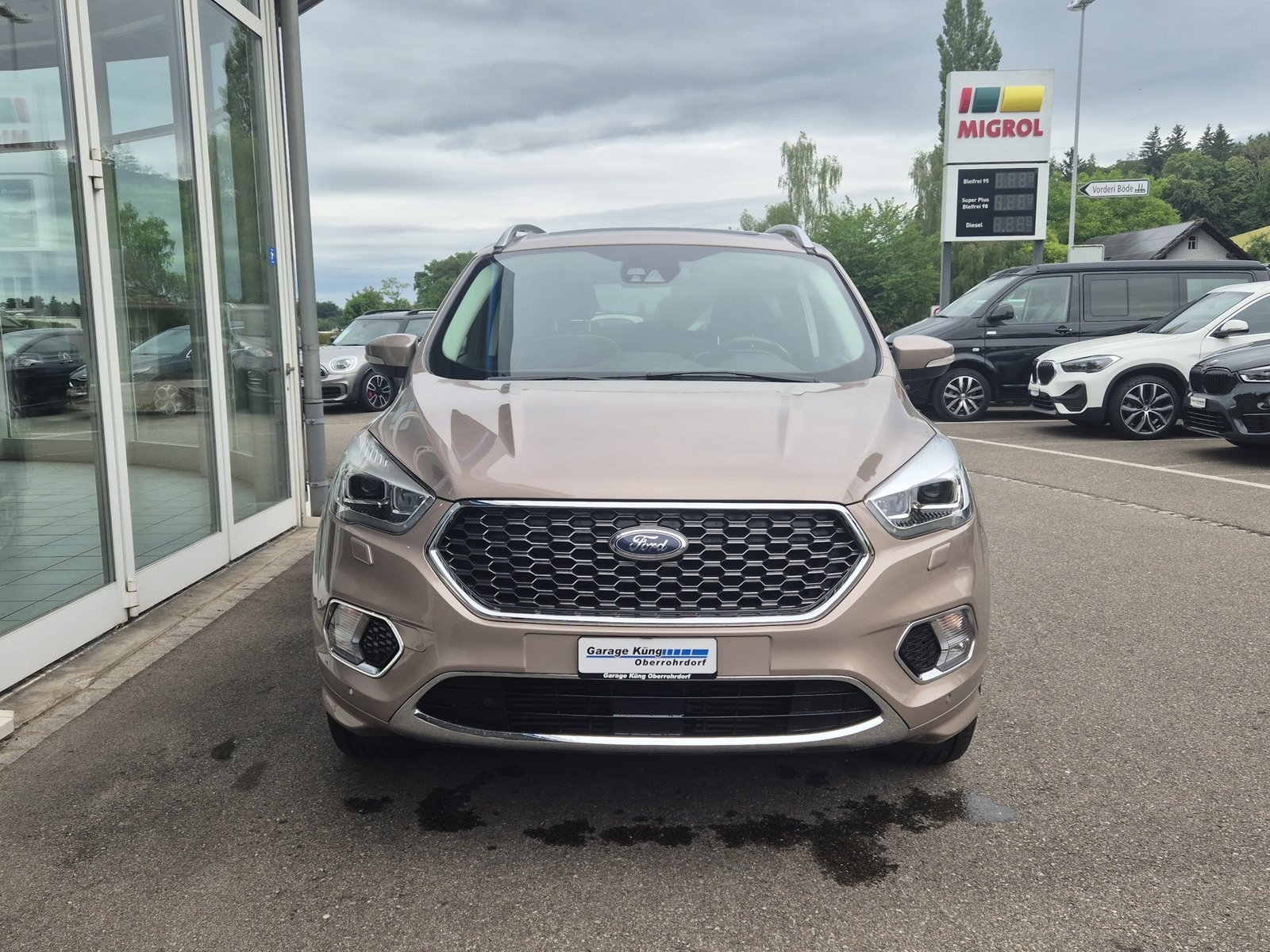 FORD Kuga 2.0 TDCi Vignale 4WD PowerShift, Diesel, Occasion / Utilisé, Automatique - 3