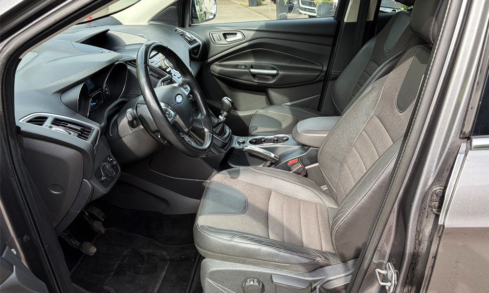 FORD Kuga 2.0 TDCi 163 Titanium, Diesel, Occasion / Gebraucht, Handschaltung - 5