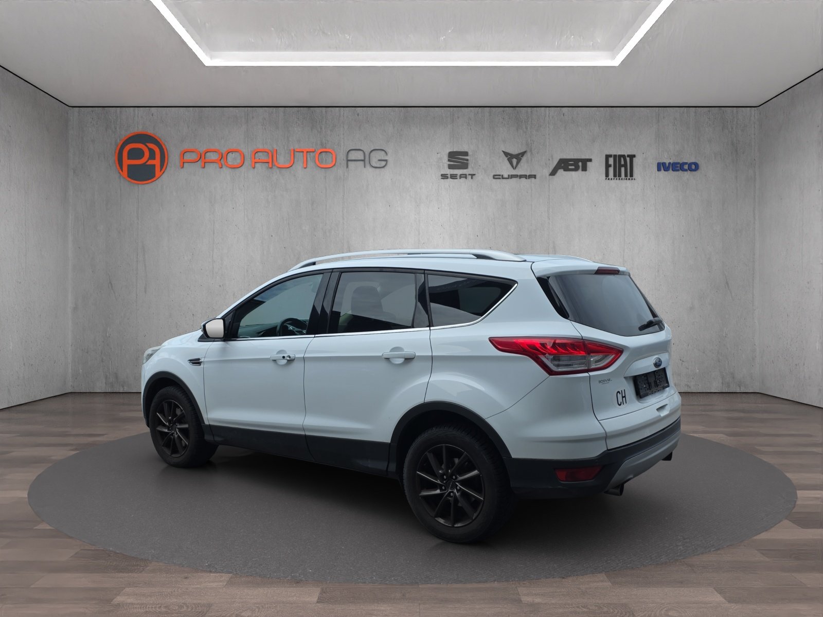 FORD Kuga 1.6 SCTi Titanium 4WD Automatic inkl. Anhängerkup, Benzin, Occasion / Gebraucht, Automatik - 3