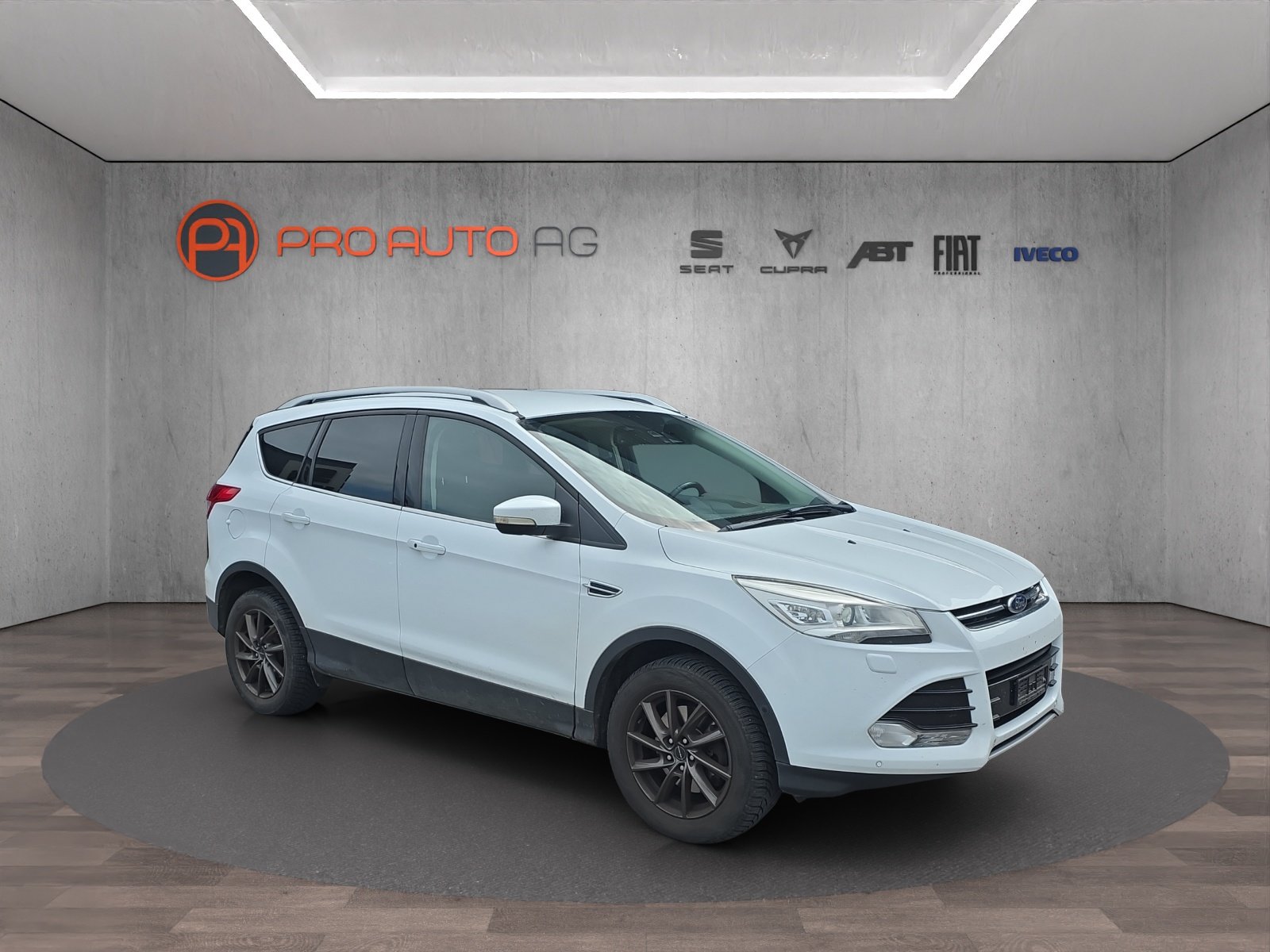 FORD Kuga 1.6 SCTi Titanium 4WD Automatic inkl. Anhängerkup, Benzin, Occasion / Gebraucht, Automatik - 7