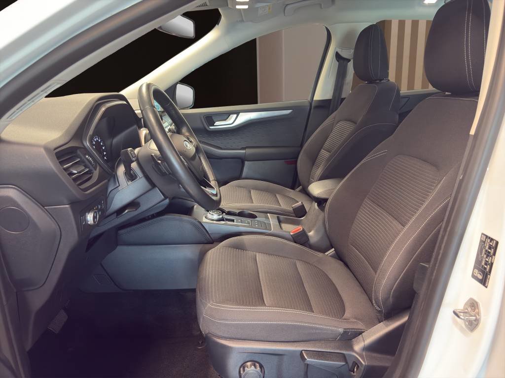 FORD Kuga 2.0 TDCi EcoBlue Titanium 4WD, Diesel, Occasion / Utilisé, Automatique - 6