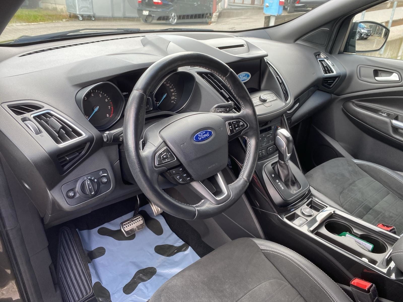 FORD Kuga 1.5 EcoB 182 ST-Line, Petrol, Second hand / Used, Automatic - 6