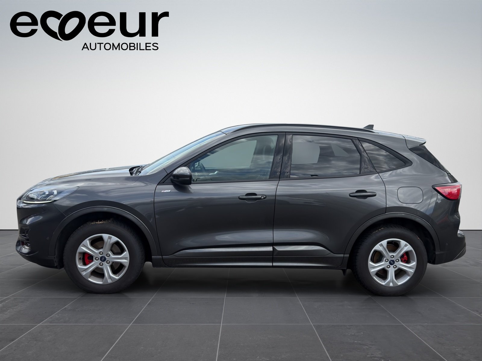 FORD Kuga 2.5 FHEV ST-Line 4WD, Voll-Hybrid Benzin/Elektro, Occasion / Gebraucht, Automatik - 3