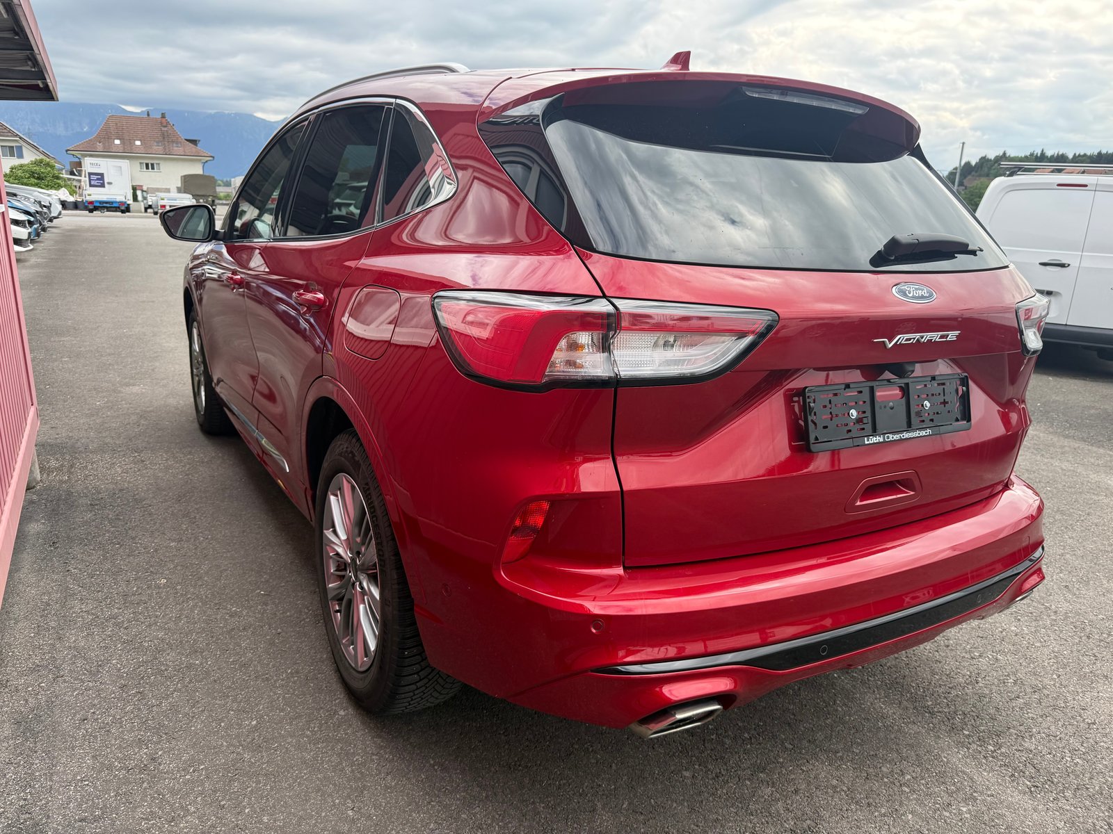 FORD Kuga 2.0 TDCi EcoBlue Vignale 4WD Automat, Diesel, Occasion / Gebraucht, Automatik - 2