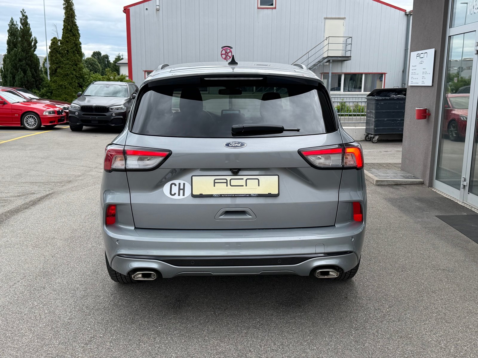 FORD Kuga 2.5 FHEV ST-Line X 4WD, Hybride Intégral Essence/Électricité, Occasion / Utilisé, Automatique - 6