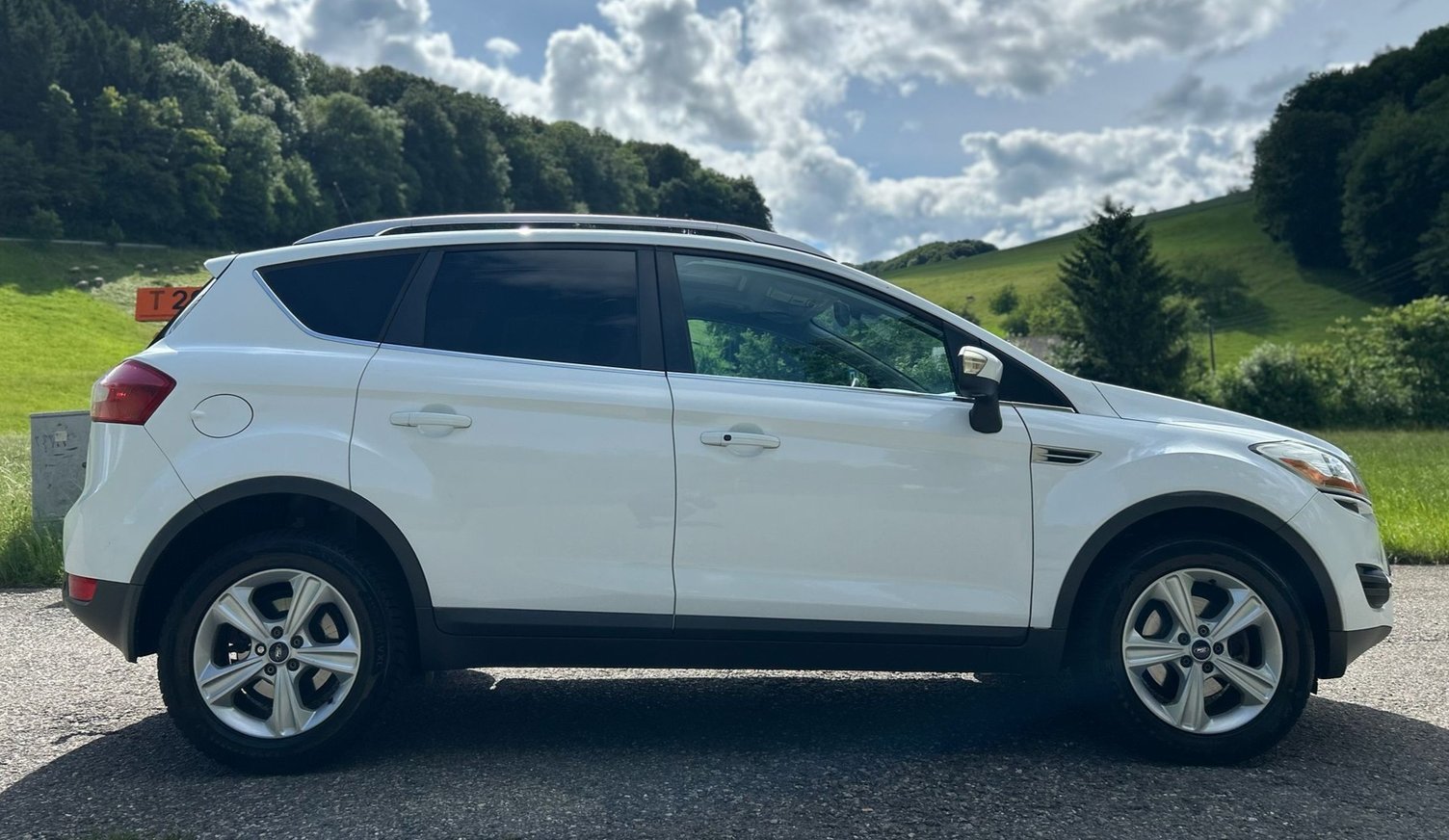FORD Kuga 2.0 TDCi Carving 4WD, Diesel, Occasion / Gebraucht, Handschaltung - 6