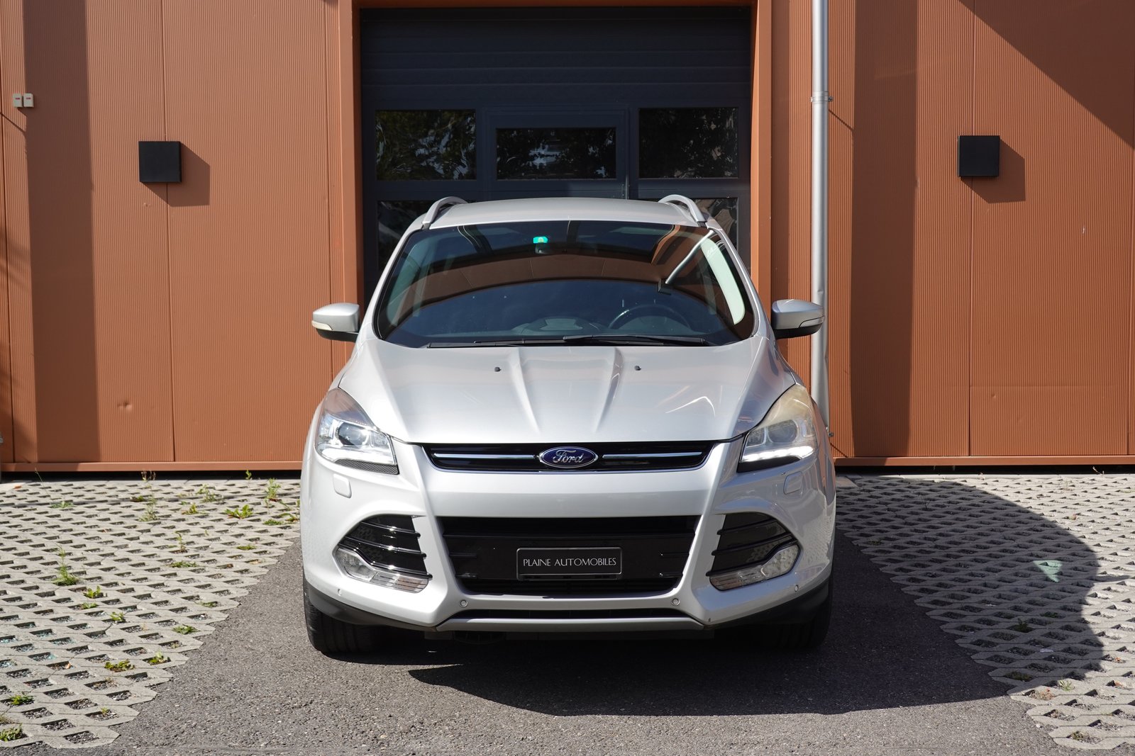 FORD Kuga 2.0 TDCi Titanium 4WD PowerShift * Véhicule CH *, Diesel, Occasion / Utilisé, Automatique - 2