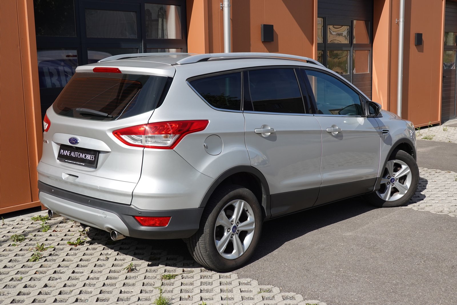 FORD Kuga 2.0 TDCi Titanium 4WD PowerShift * Véhicule CH *, Diesel, Occasion / Utilisé, Automatique - 6