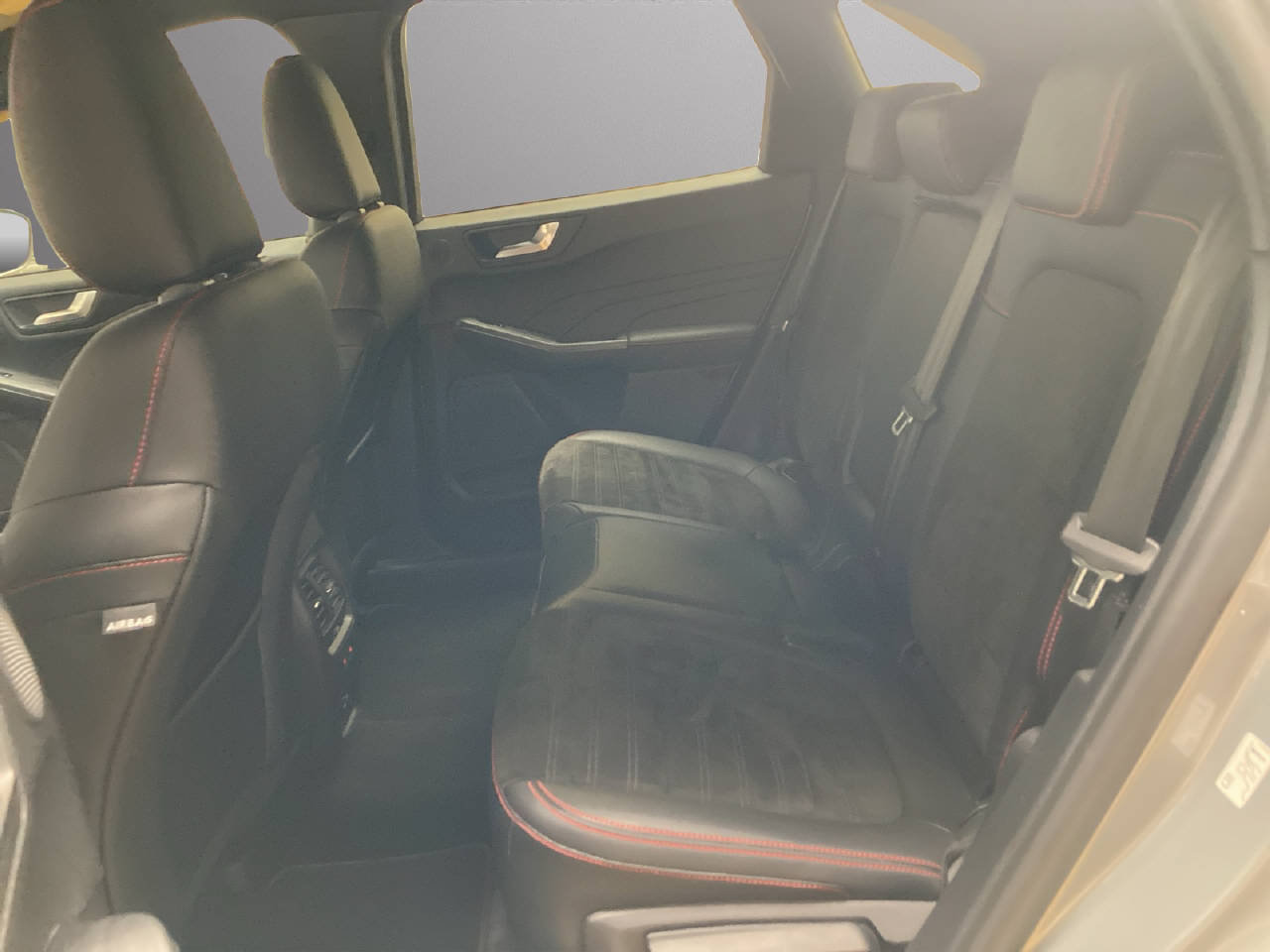 FORD Kuga 2.5 FHEV ST-Line X 4x4, Hybride Intégral Essence/Électricité, Occasion / Utilisé, Automatique - 6